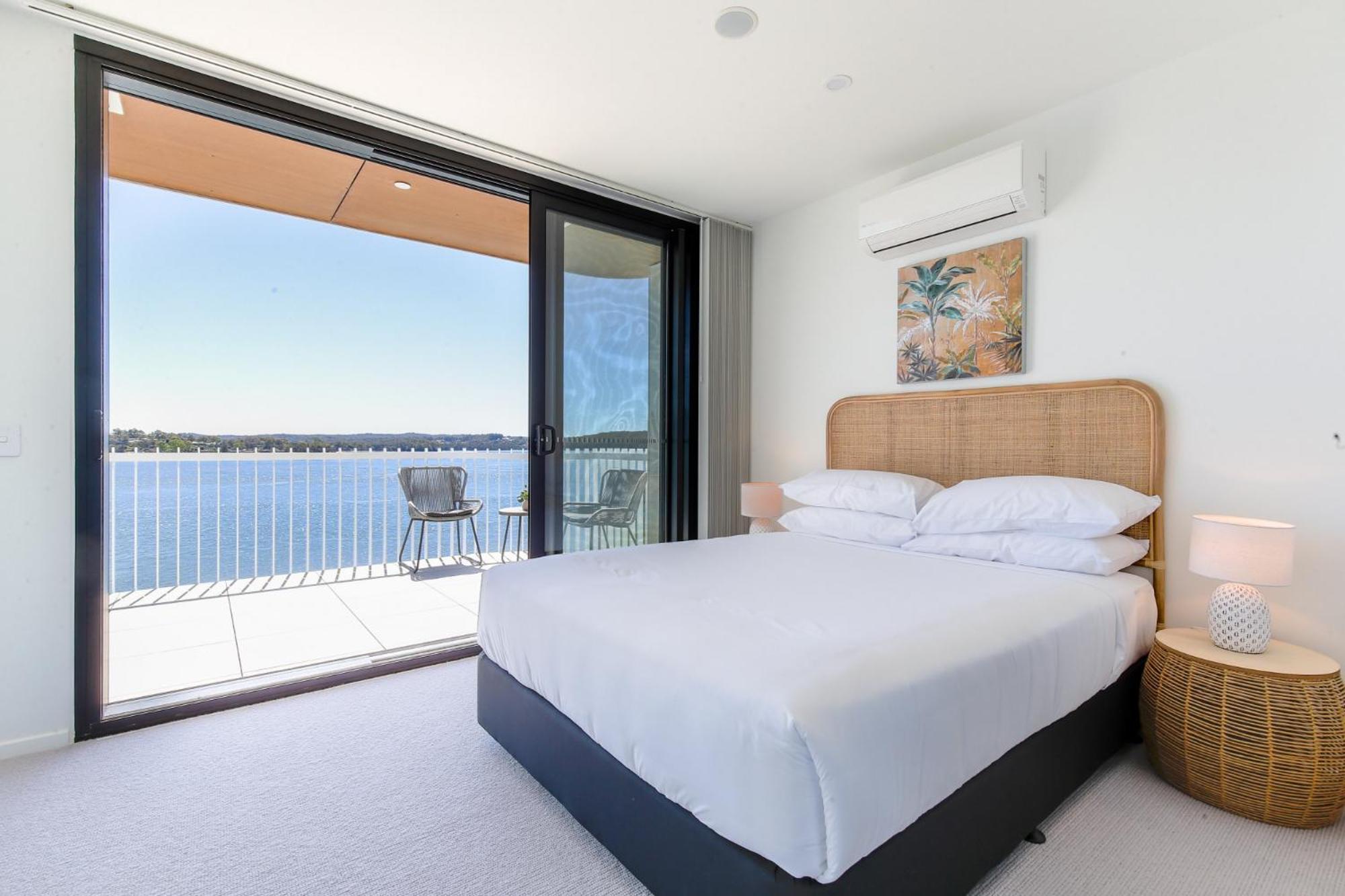 Lavish Coastal 2-Bed With Stunning Ocean Views Leilighet Batemans Bay Eksteriør bilde